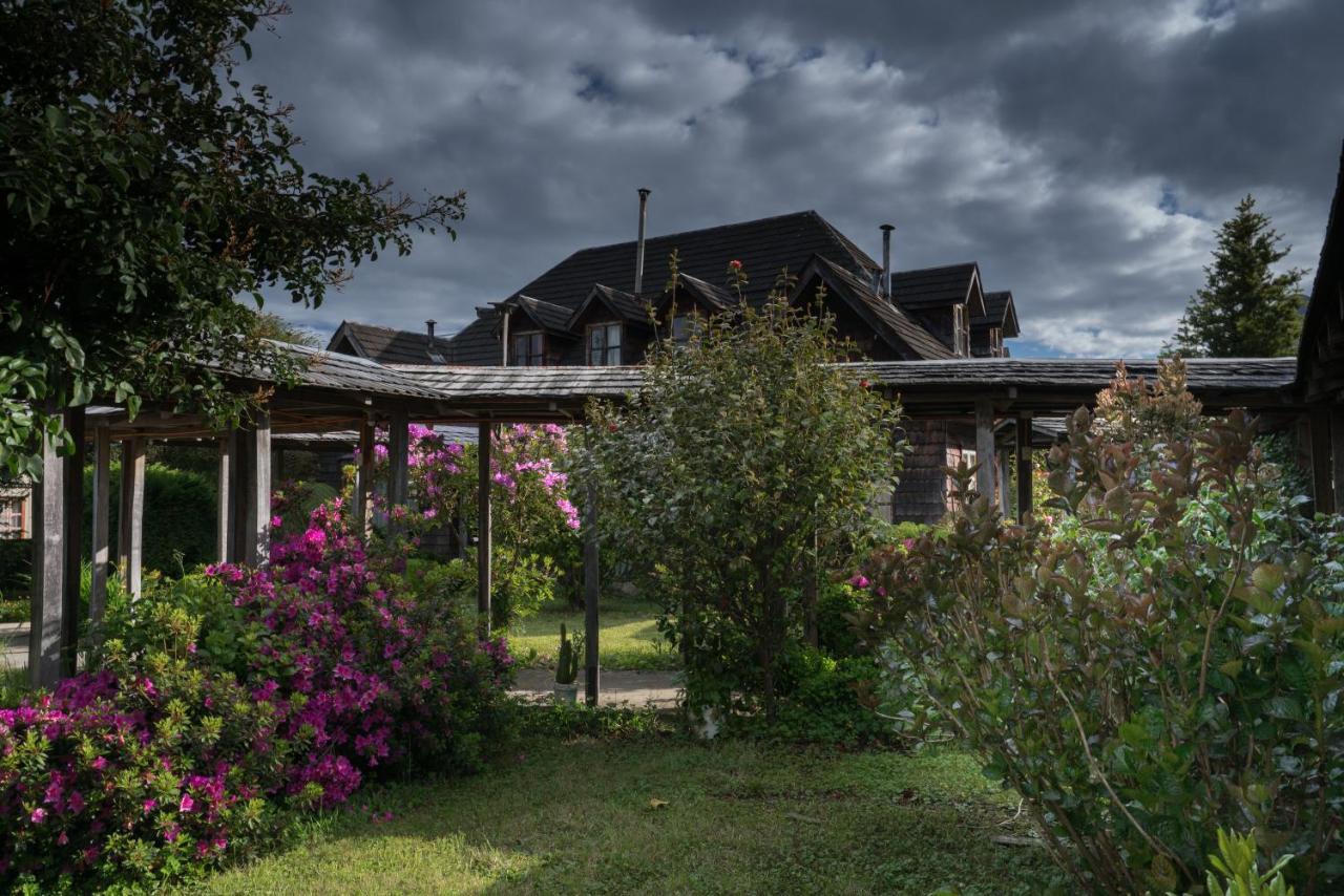 Hosteria Catalina Sm Hornopiren Buitenkant foto
