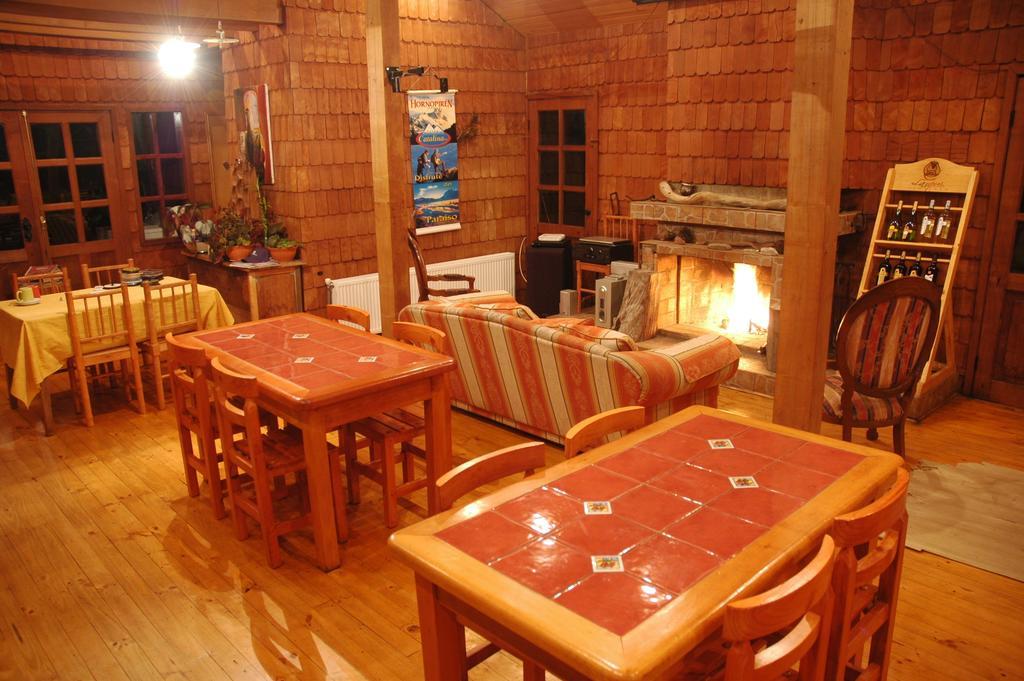 Hosteria Catalina Sm Hornopiren Buitenkant foto